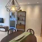 Apartamento Moderno Na Praia Com Home Office Ideal